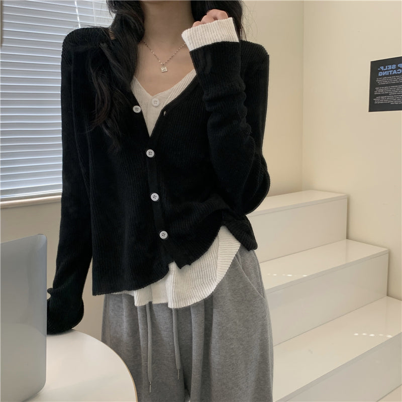 カラフルフェイクレイヤードトップス 細見えデザイン♡ S2597