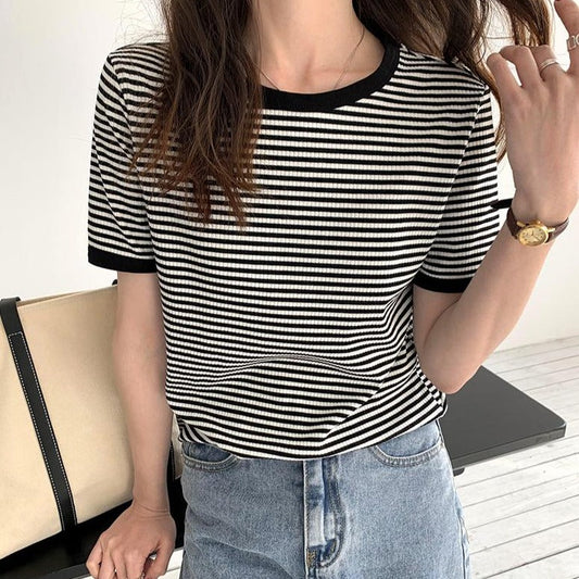 ボーダーTシャツ カジュアルで可愛いデザイン S1453