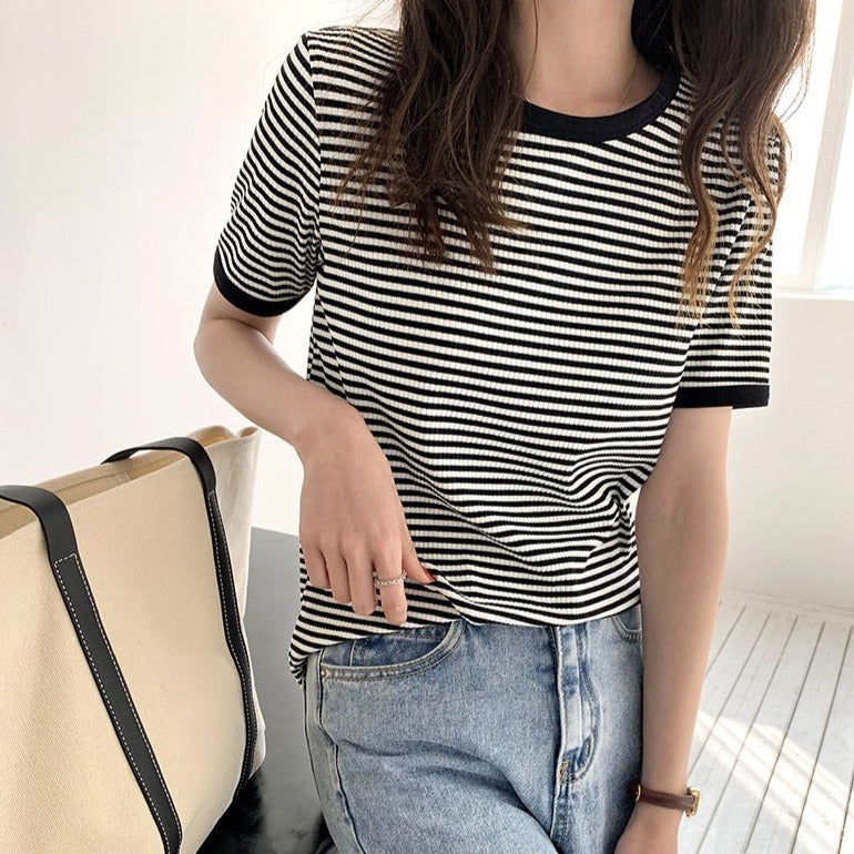 ボーダーTシャツ カジュアルで可愛いデザイン S1453