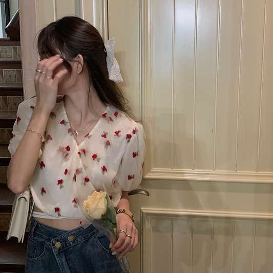 ローズデザインの可愛いトップス S1445