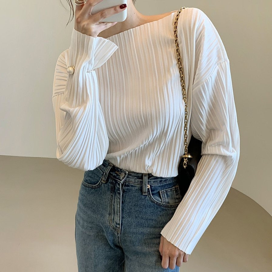 ボートネックプリーツブラウス 上品でゆったりシルエット♡ S2561