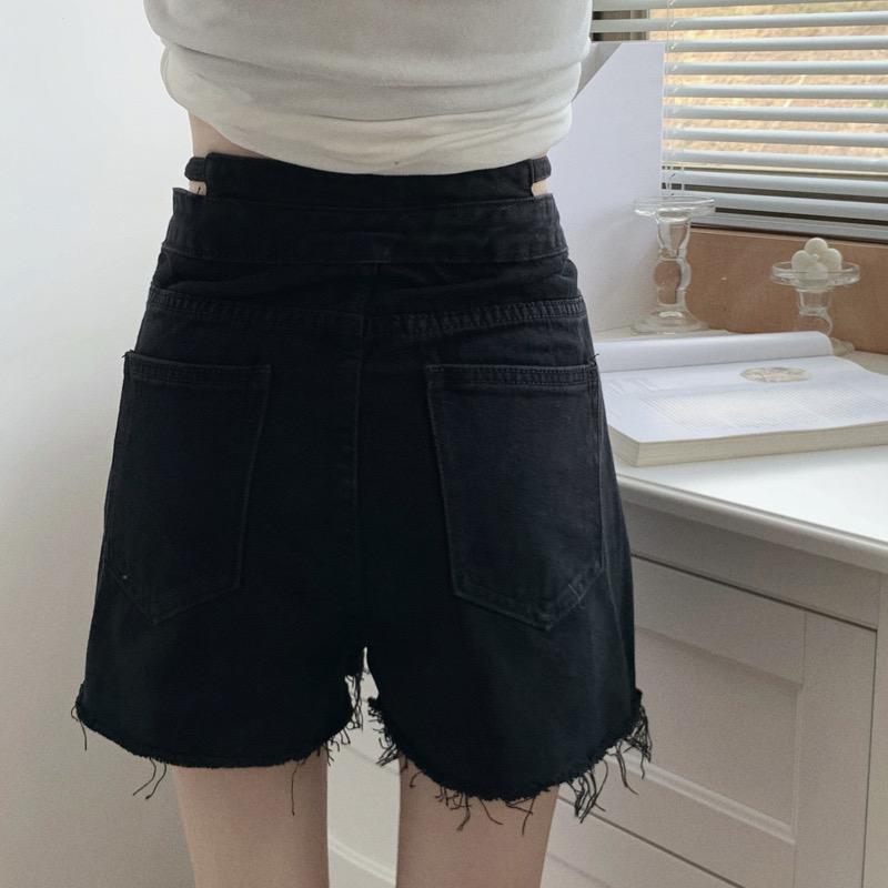 デザインショートデニムパンツ おしゃれなデザインで可愛く着こなせる S1826