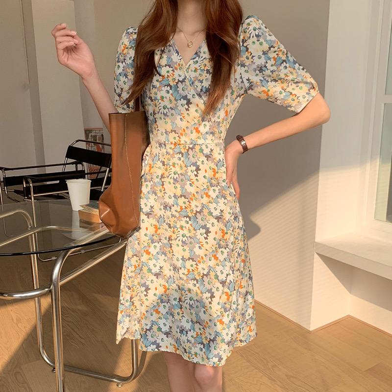 花柄Vネックワンピース レディース ワンサイズ S1424