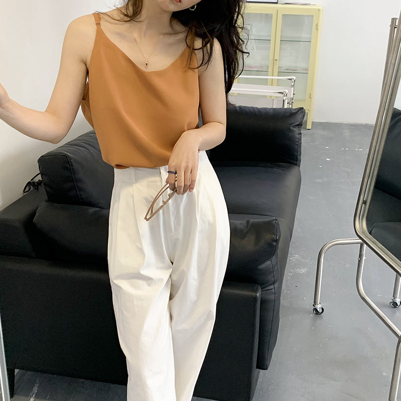 上質Vネックキャミ 大人可愛いデザイン S1469