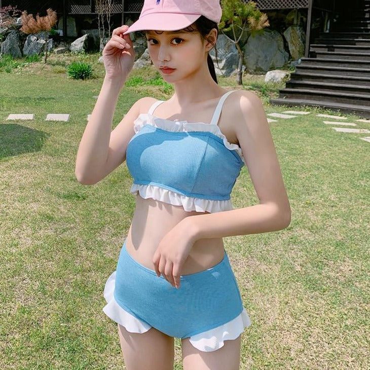 フェミニンなビスチェ水着で夏を彩ろう S2720