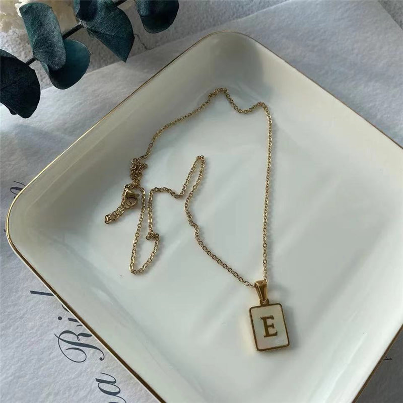 スクエアアルファベット イニシャルネックレス♡ S2545
