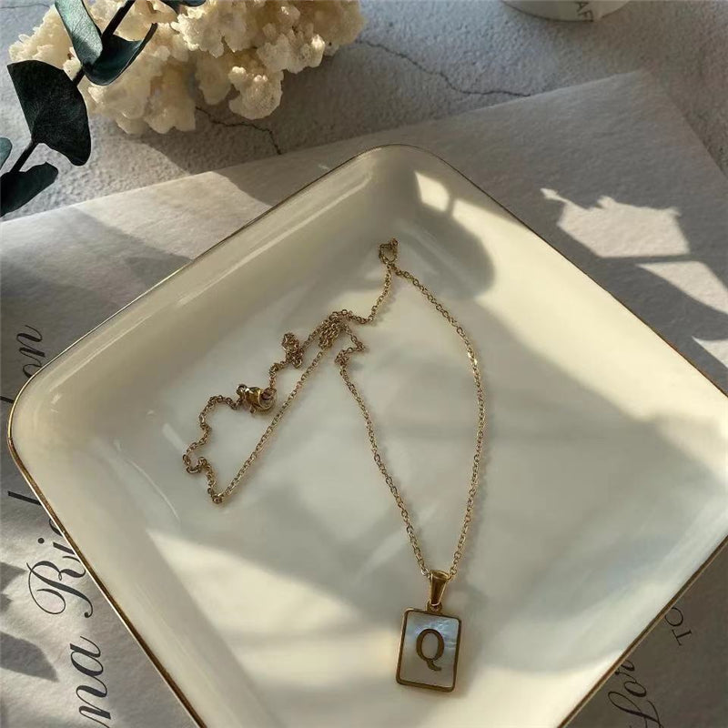 スクエアアルファベット イニシャルネックレス♡ S2545
