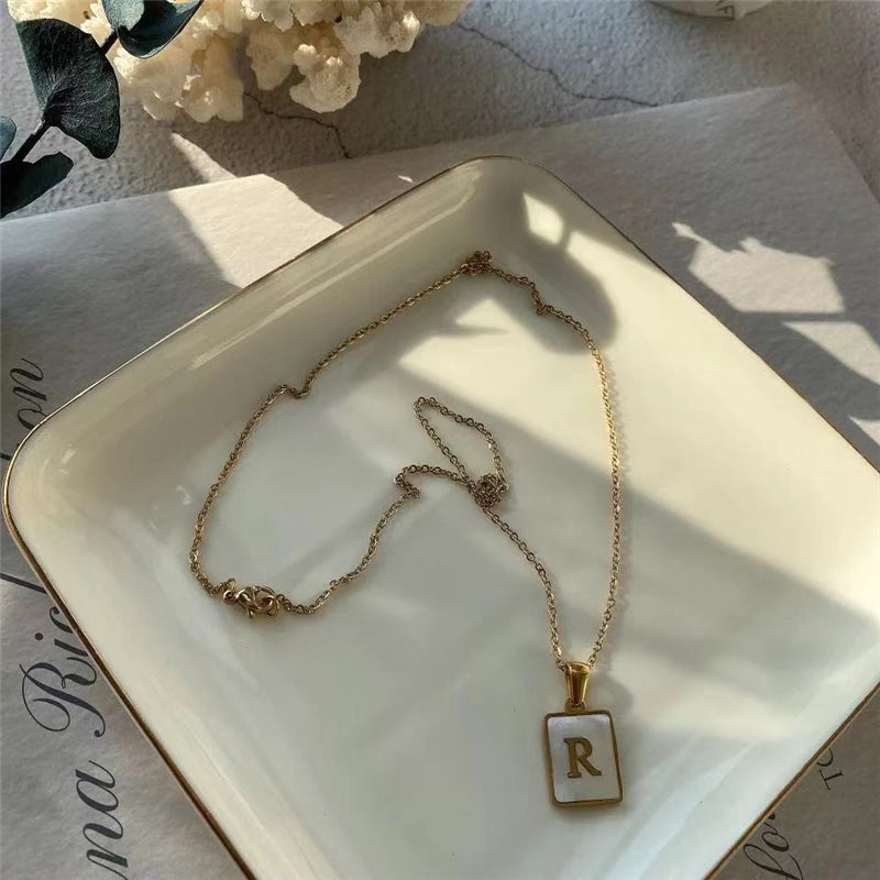 スクエアアルファベット イニシャルネックレス♡ S2545