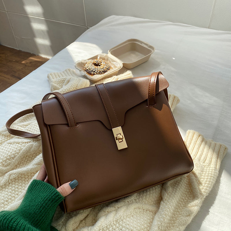 クラシカルなトートバッグ♡大人可愛いデザイン S2824