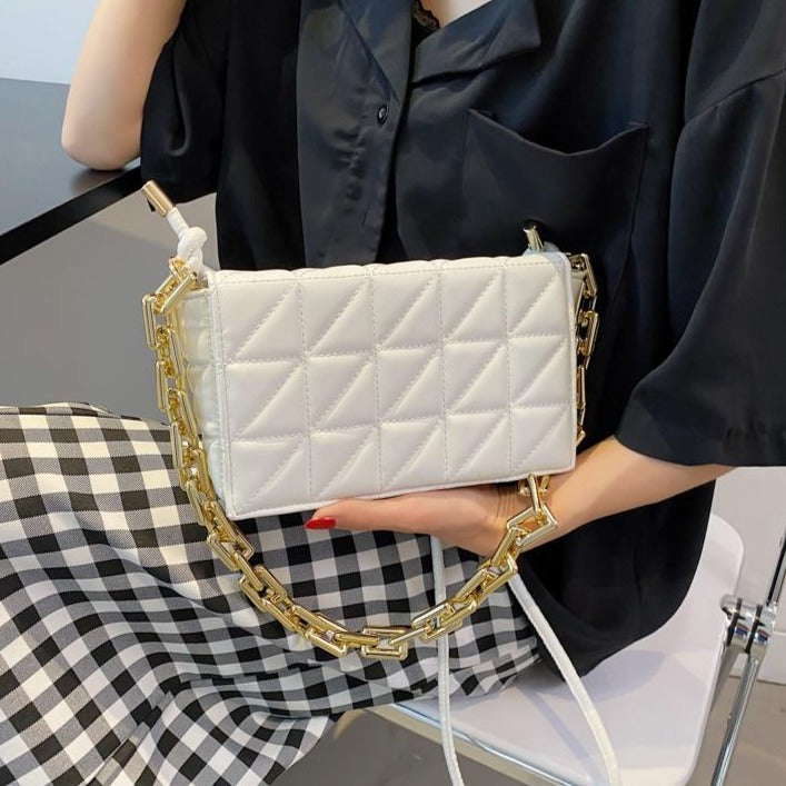 ゴールドチェーン スクエアミニバッグ♡2wayで大人可愛い S2726