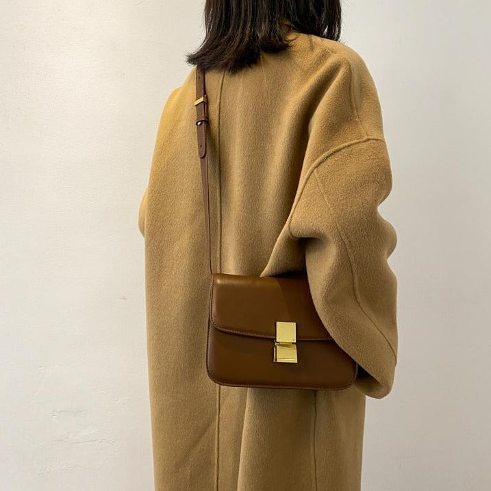 スクエアショルダーバッグ♡上品で高級感たっぷり S2620