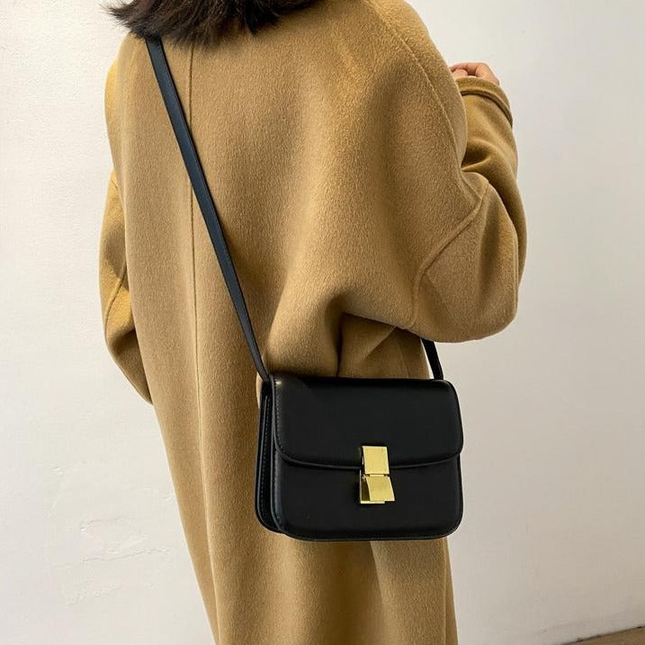 スクエアショルダーバッグ♡上品で高級感たっぷり S2620
