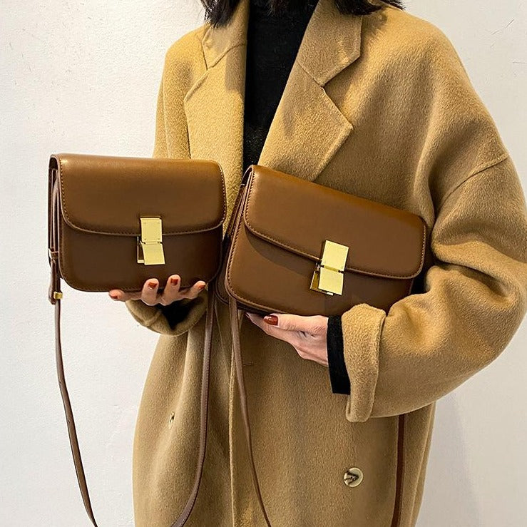 スクエアショルダーバッグ♡上品で高級感たっぷり S2620