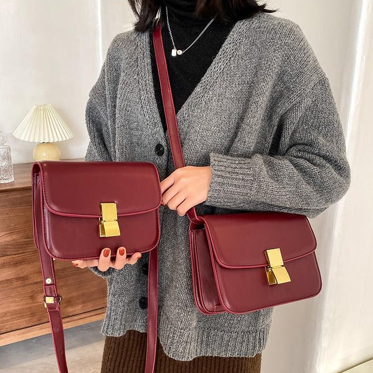 スクエアショルダーバッグ♡上品で高級感たっぷり S2620