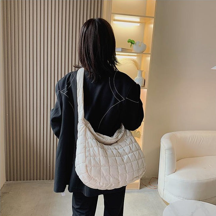 ふわふわキルティングショルダーバッグ S2337