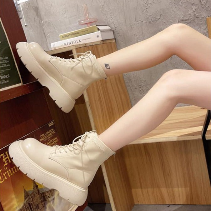 厚底レースアップブーツ♡脚長効果で大人可愛い S2564