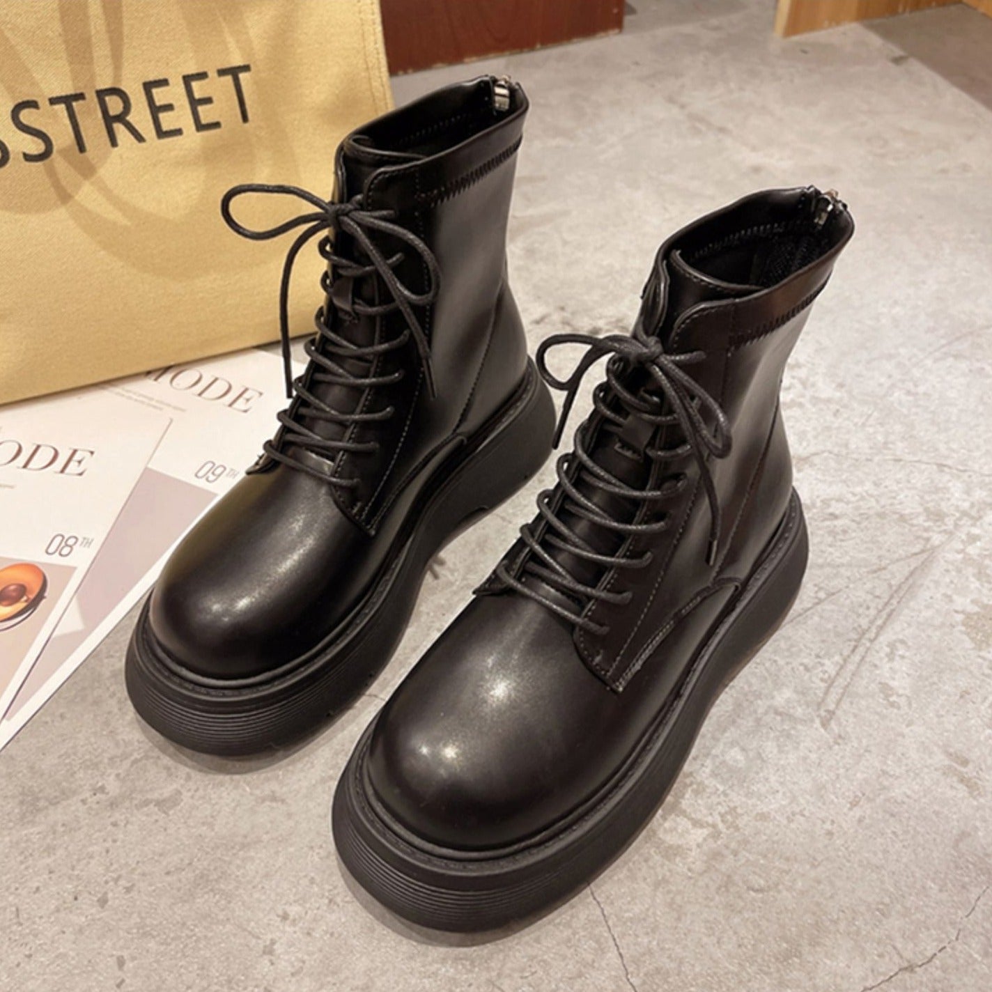 厚底レースアップブーツ♡脚長効果で大人可愛い S2564