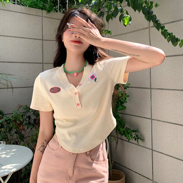 ポイント刺繍のショートTシャツ♡ S1675