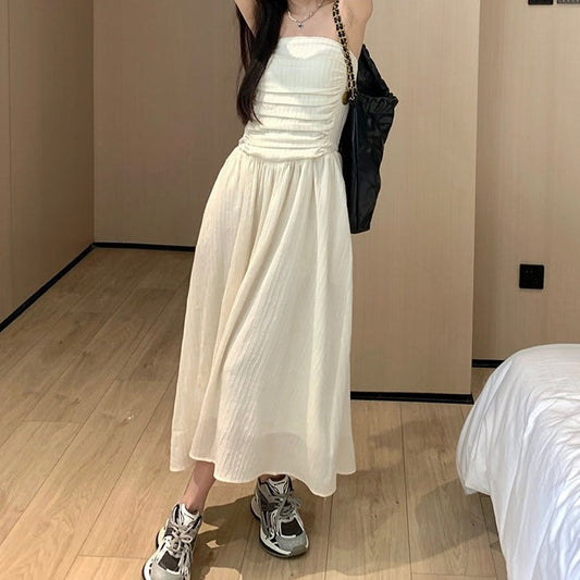 シンプルで可愛いベアトップワンピース S1343