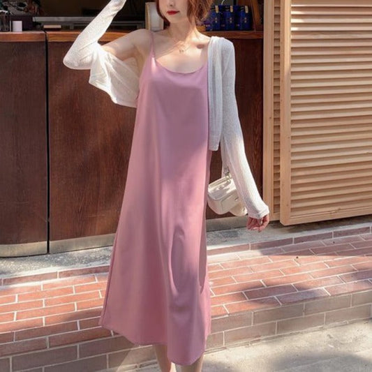 シンプルで可愛いキャミワンピース S1606