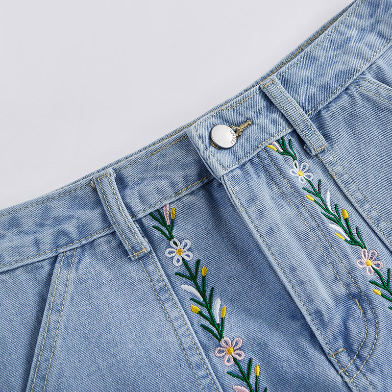刺繍デニムスカート ガーリーなAラインでスタイルアップ S2484