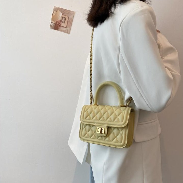 キルティングスクエアチェーンバッグ♡マット素材で大人可愛い S2544