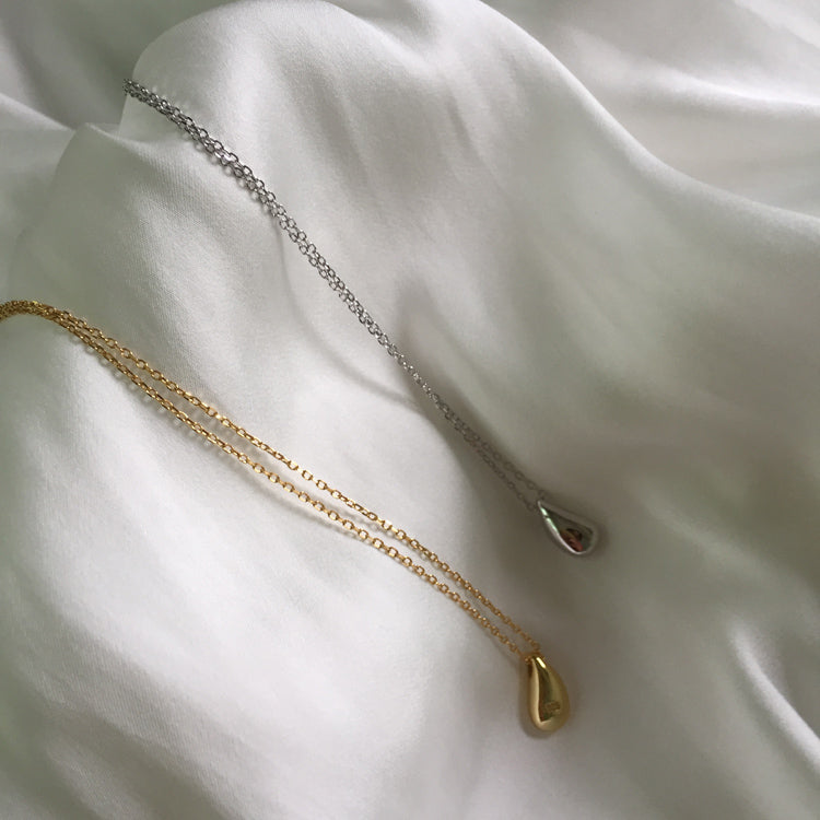 ドロップモチーフ シンプルネックレス♡ S2085