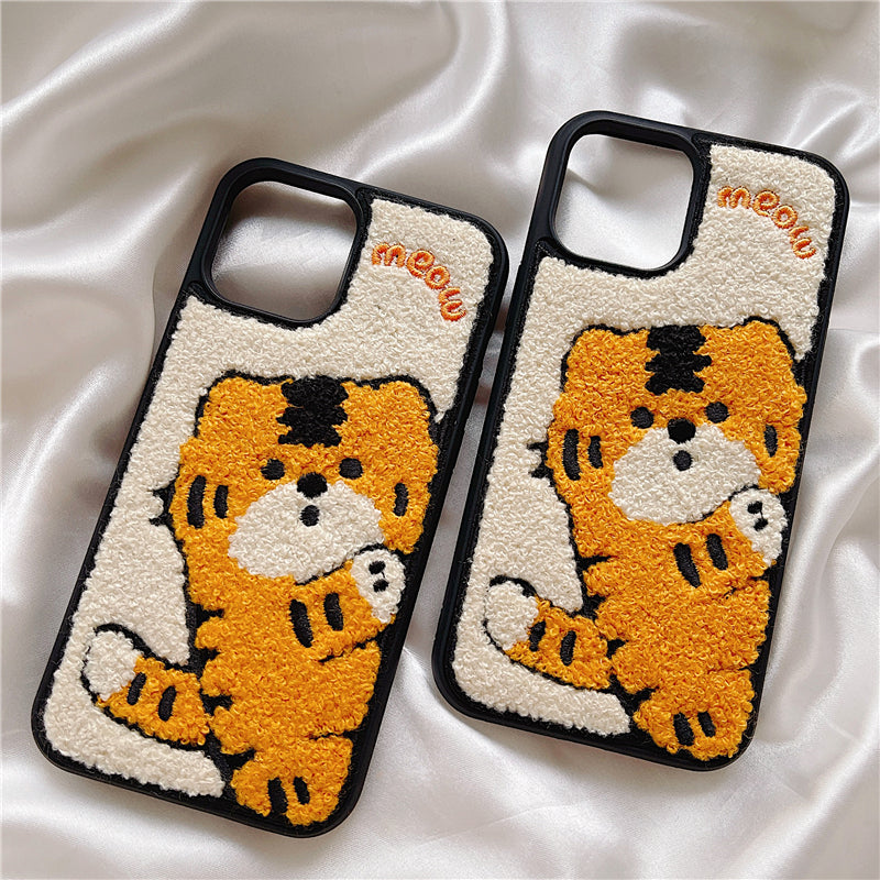 ふわもこトラさん iPhoneケース ボア素材で可愛い S2518