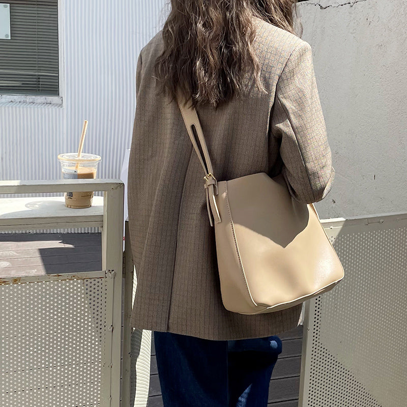 シンプルで可愛いバケットバッグ♡ S2160