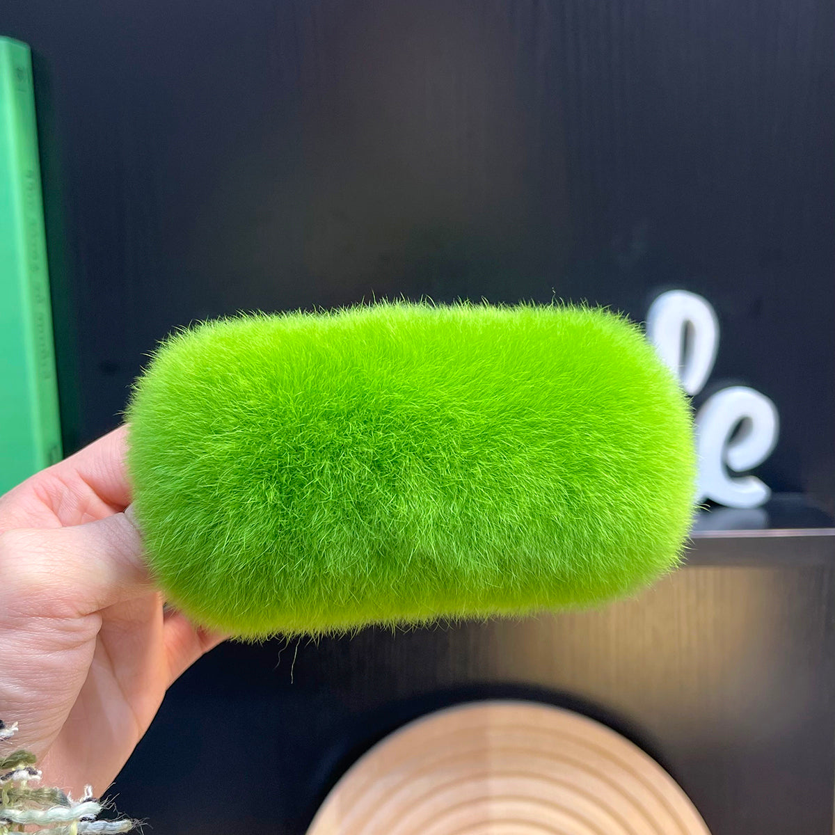 ふわふわリアルファーグリーンヘアクリップ♡冬コーデにぴったり S1126