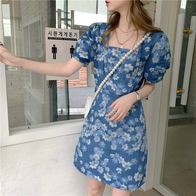 花柄デニムワンピース フェミニンなデザインで可愛く着こなす S1840