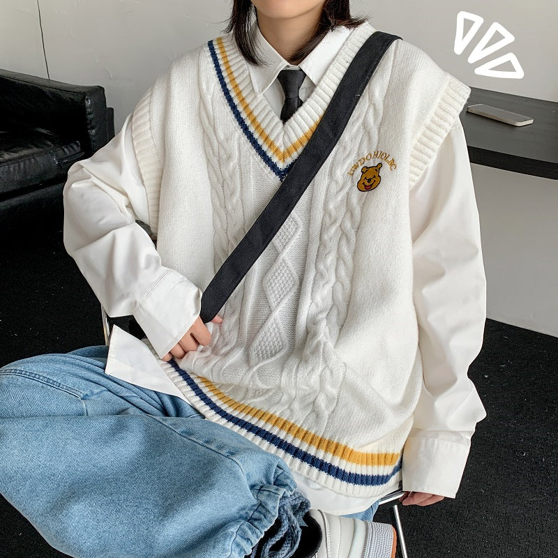 ベア刺繍ニットベスト【ユニセックス】レトロで可愛い S1239