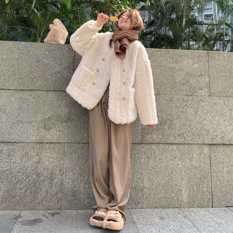 ダブルブレストのふわふわフェイクファーコート♡ S1077