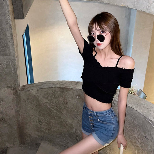 オフショルダーシャーリングクロストップス S1576