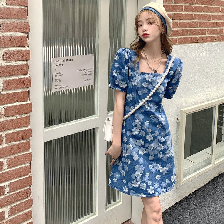花柄デニムワンピース フェミニンなデザインで可愛く着こなす S1840