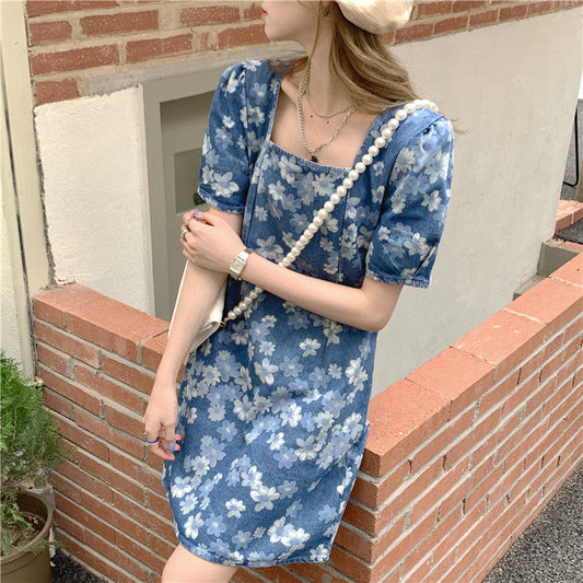 花柄デニムワンピース フェミニンなデザインで可愛く着こなす S1840