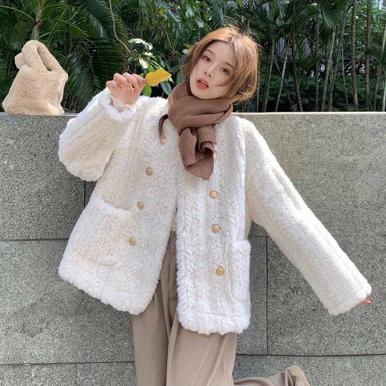 ダブルブレストのふわふわフェイクファーコート♡ S1077