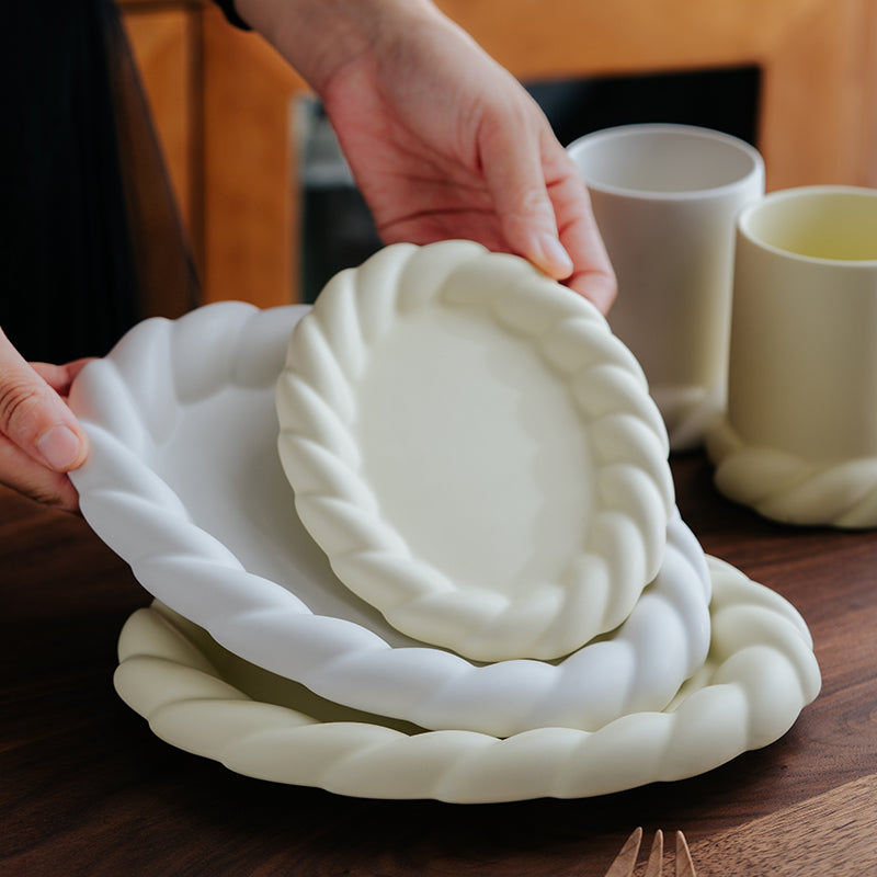 ねじれデザイン食器3点セット♡おしゃれで使いやすい S2073