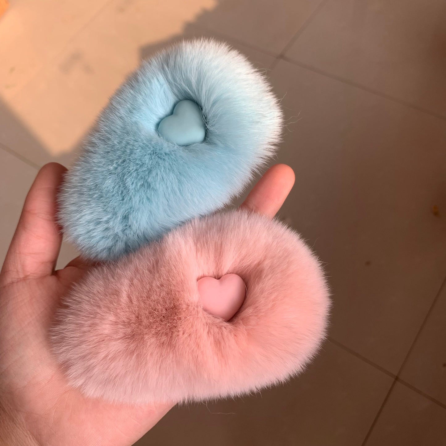 ふわふわハートのヘアクリップ♡大人可愛いアクセサリー S1124