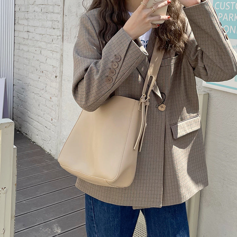 シンプルで可愛いバケットバッグ♡ S2160