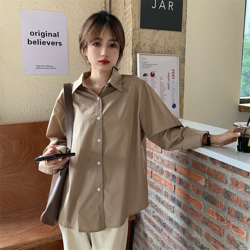 シンプルでベーシックなシャツ 大人可愛いデザイン S1741