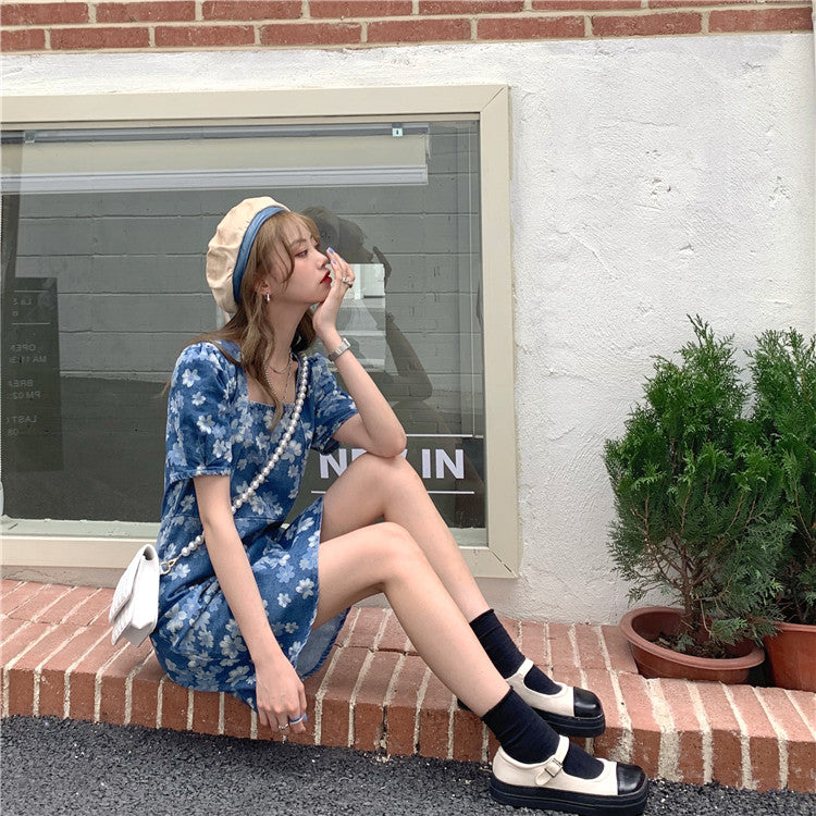 花柄デニムワンピース フェミニンなデザインで可愛く着こなす S1840