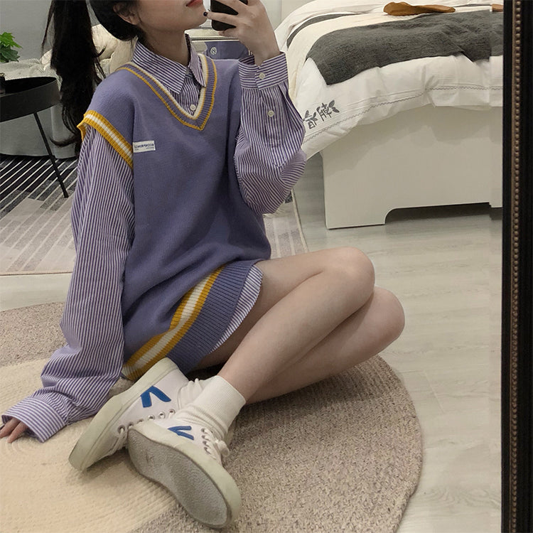 Vネックニットベスト♡カレッジ風ラインが可愛い S1738