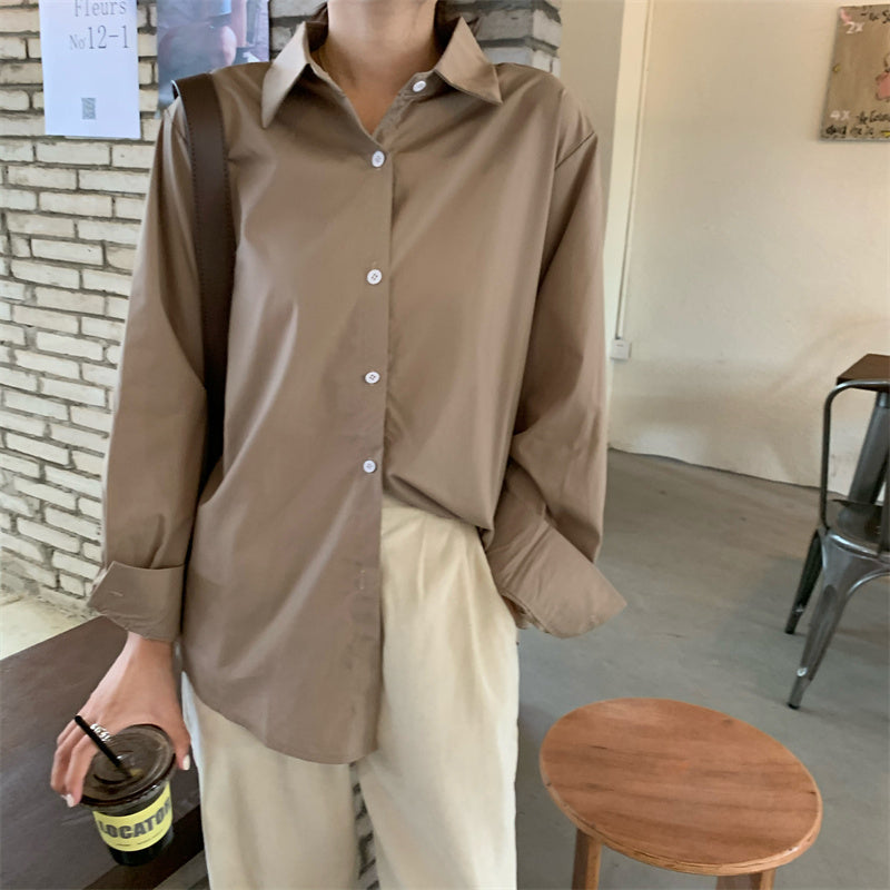 シンプルでベーシックなシャツ 大人可愛いデザイン S1741