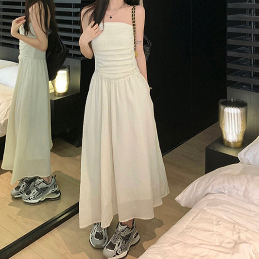 シンプルで可愛いベアトップワンピース S1343