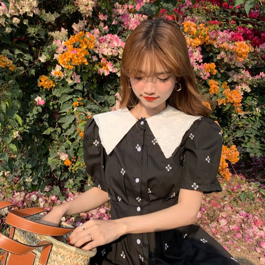 ビッグカラー花柄ワンピースで大人可愛いコーデ S1507