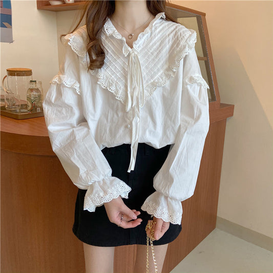 レースデザインの可愛いブラウス S1758