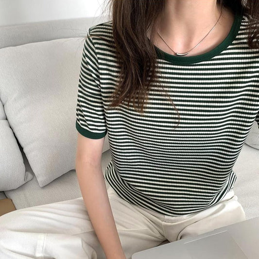 ボーダーTシャツ カジュアルで可愛いデザイン S1453