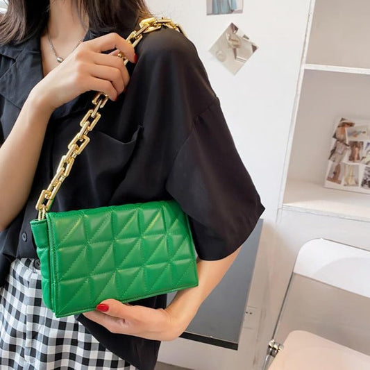 ゴールドチェーン スクエアミニバッグ♡2wayで大人可愛い S2726