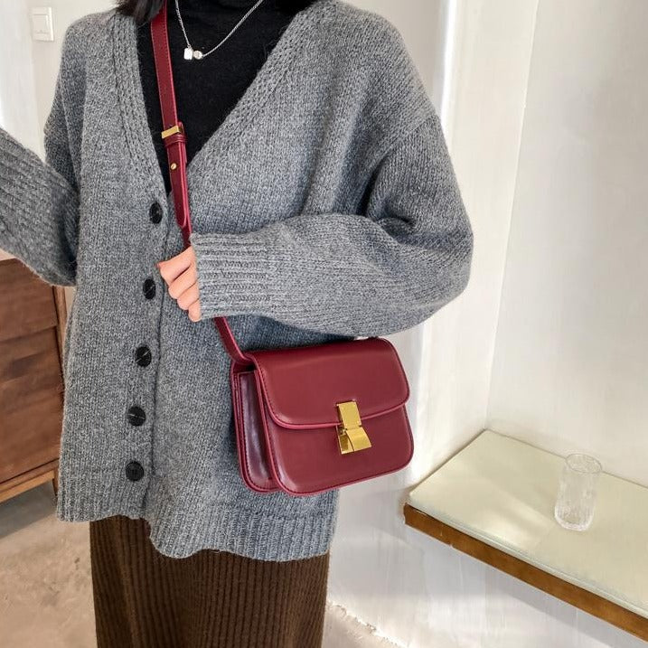 スクエアショルダーバッグ♡上品で高級感たっぷり S2620